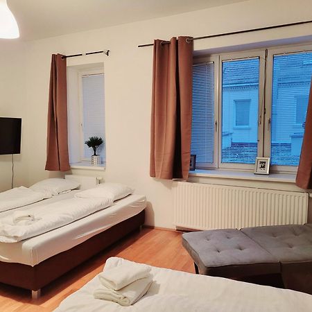 Floridsdorfer Apartment - Free Highspeed-Internet Viena Exterior foto