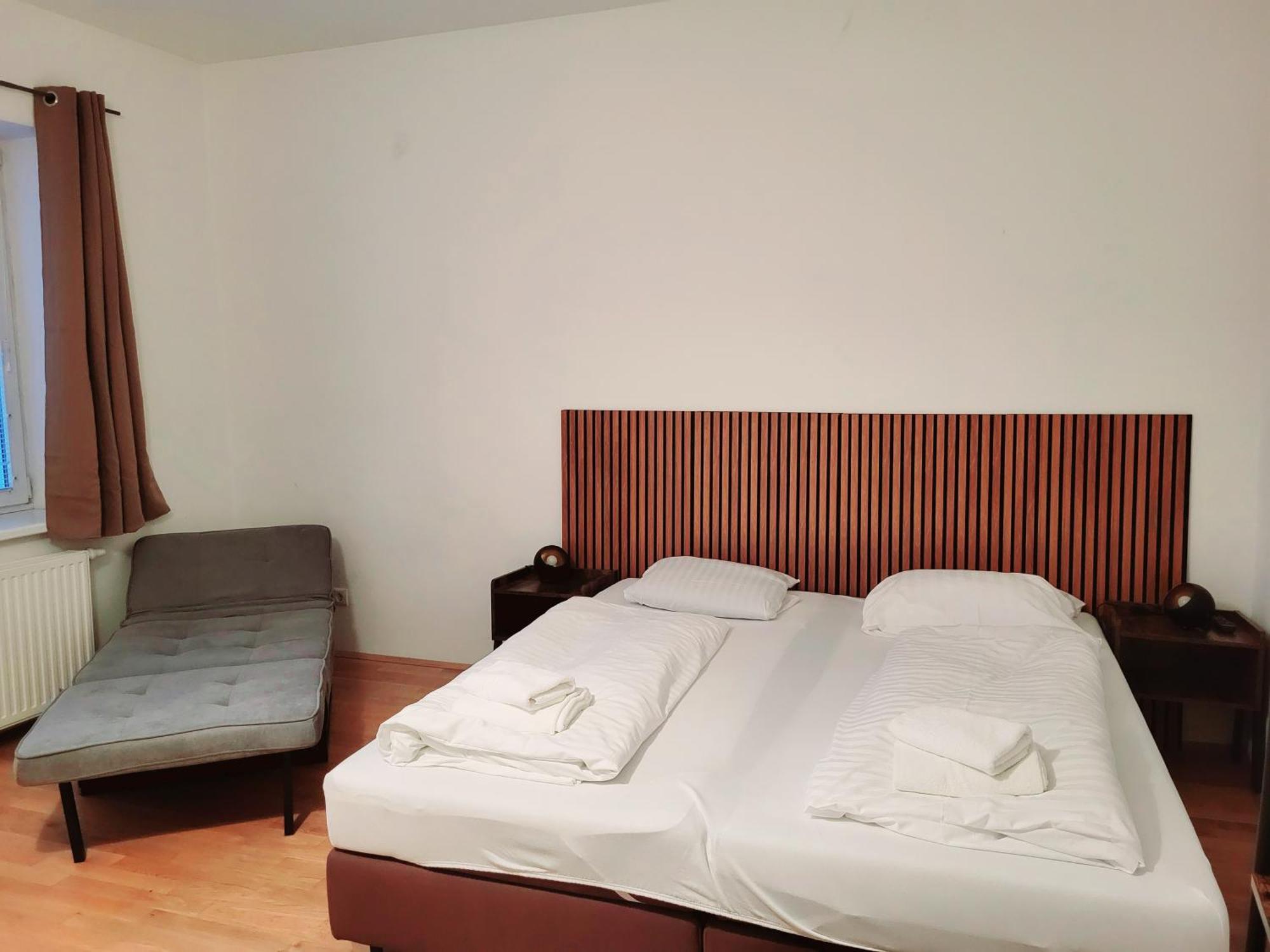 Floridsdorfer Apartment - Free Highspeed-Internet Viena Exterior foto